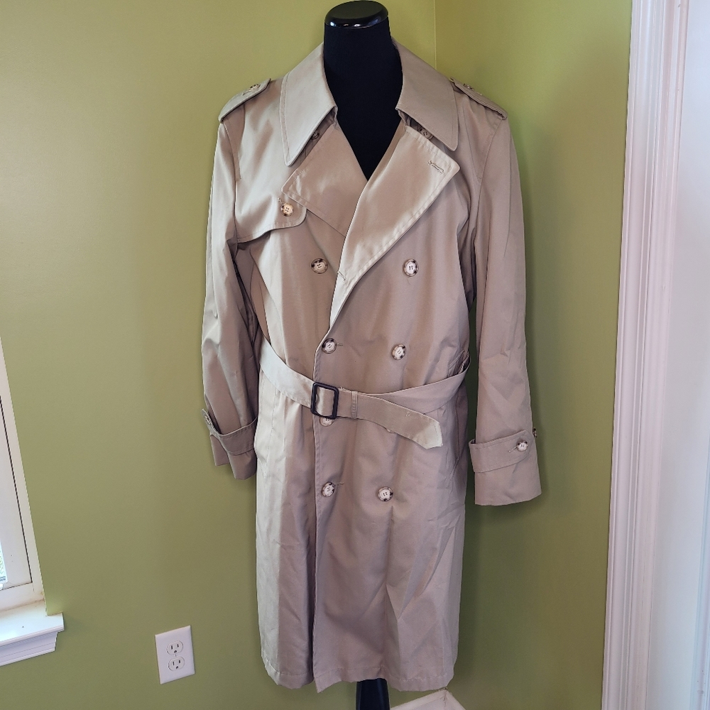 Woodmere Mens Trench Coat Sz 40 R Removable Lining Tan Buttons Pockets VTG Korea